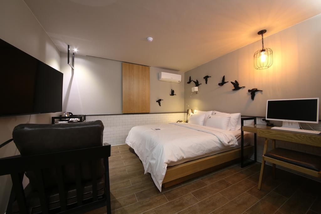 Avenue Hotel Jeonju Esterno foto