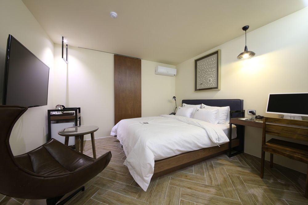 Avenue Hotel Jeonju Esterno foto
